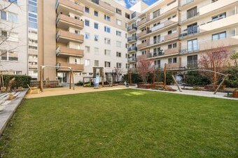 ŠTÝLOVÝ 3-IZBOVÝ BYT S PRIESTRANNÝM BALKÓNOM - 16