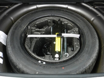 Škoda Superb Combi 2.0 TDI CR 140k Elegance DSG - 16