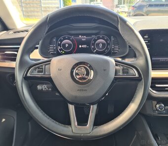 ŠKODA KAMIQ 1.6 TDI SCOUTLINE DSG - 16