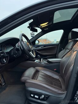 BMW 530 D X-drive 2019 - 16