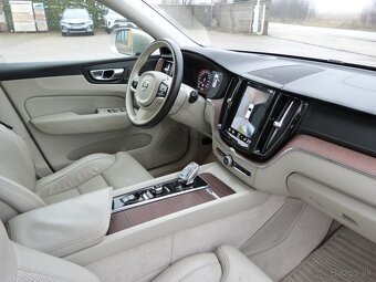 Volvo XC60 T8 Twin Engine Inscription eAWD A/T - 16