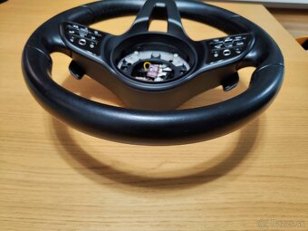 Volant Mercedes Benz (2018+) - 16