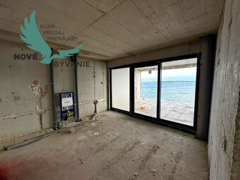 Exkluzívne novostavba apartmánu v prvej rade od mora s výhľa - 16