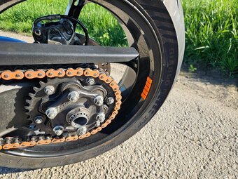 KTM 1290 R SuperDuke - 16