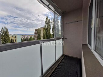 Na predaj 2 izbový byt s 3 balkónmi 77,44 Bánovce nad... - 16