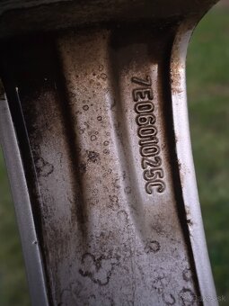 Komplet set vw T5 T6 235/55R17 - 16