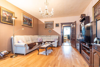 NA PREDAJ 4 IZBOVÝ BYT (79m2 + LOGGIA) S VÝNIMOČNÝM DIZAJNOM - 16