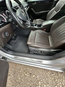 Škoda superb 3 L&K 140kw 4x4 - 16