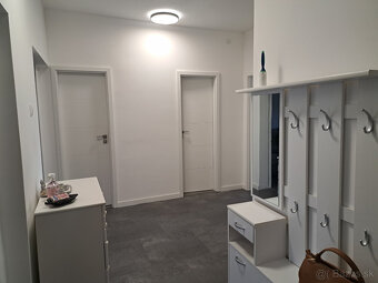VEĽKÝ 3-IZB.BYT NA TEHELNEJ UL., PO KOMPLETNEJ REKONŠTRUKCII - 16