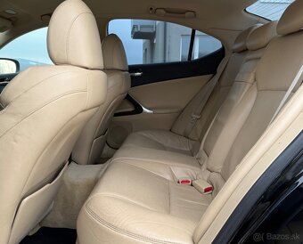 Lexus IS220d NAVI / Keyless / Xenon - 16