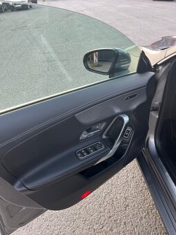 Mercedes-Benz CLA 200d Sport Paclet Progresive//MODEL 2021// - 16