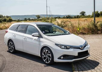 Toyota Auris Touring Sports 1.2 Turbo Executive - 16
