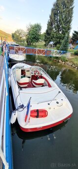 Bayliner 1851SS Capri motorový člun - 16