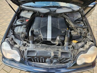 Mercedes C 320 - 16