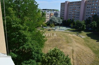 NA PREDAJ: 1izbový byt 30m2, kompletná rekonštrukcia - Trnav - 16