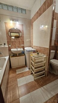 REZERVOVANÉ -PEKNÝ 3 IZBOVÝ BYT VO VYNIKAJÚCEJ LOKALITE NA W - 16