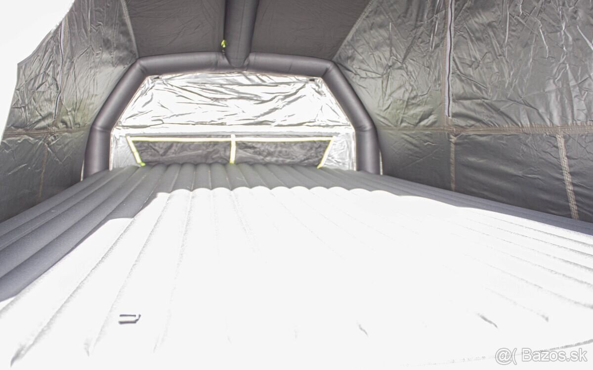 Mitsubishi Pajero Camper - 17