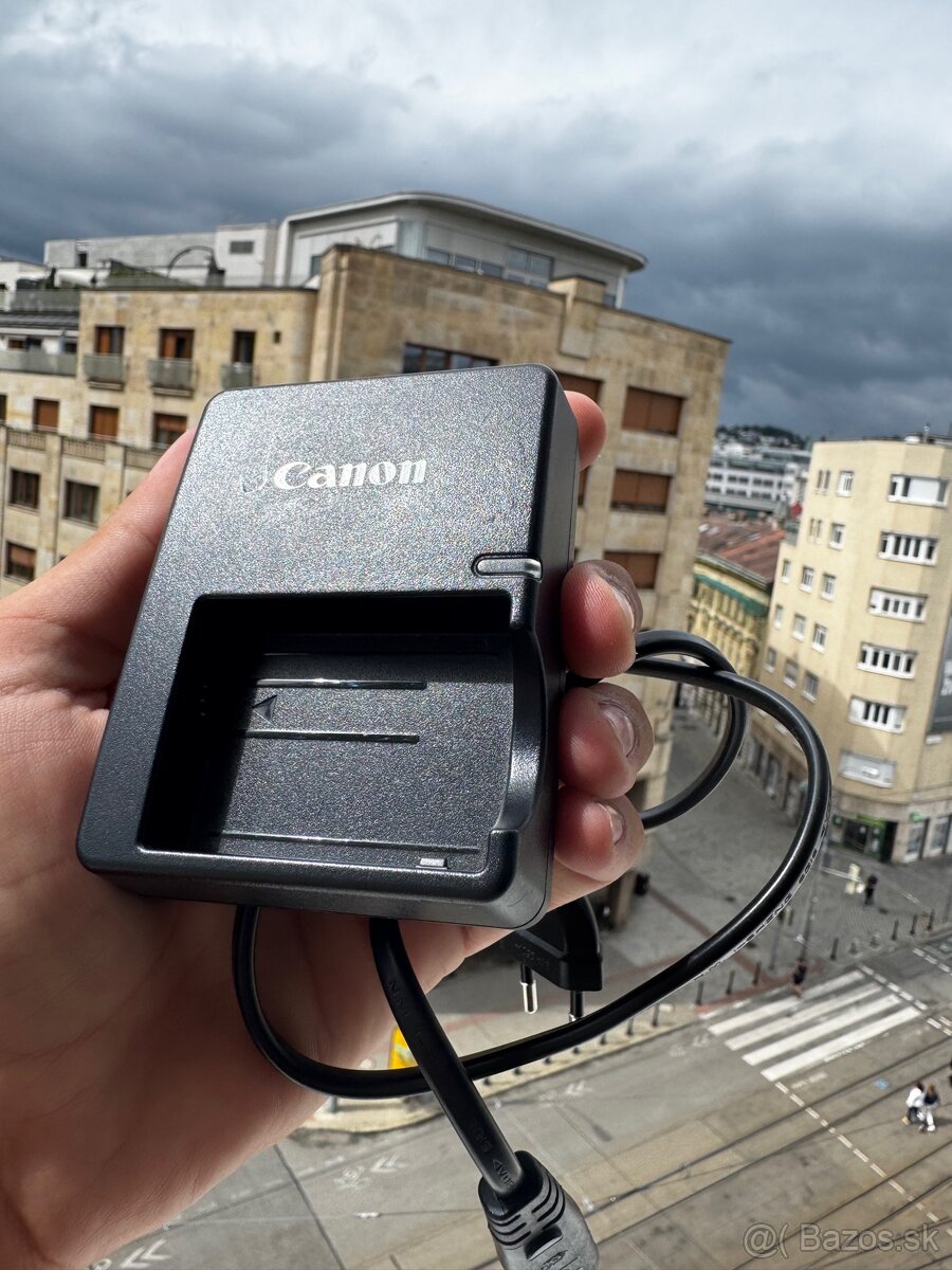 Predám Canon EOS 500D (telo) - 17