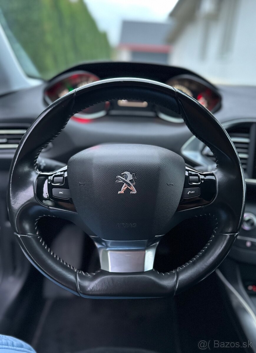 Peugeot 308 GT-line 96kw 131koní benzín - 17