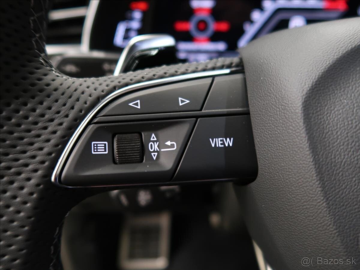 AUDI RS8Q 2022 CARBON 1.majitel - 17
