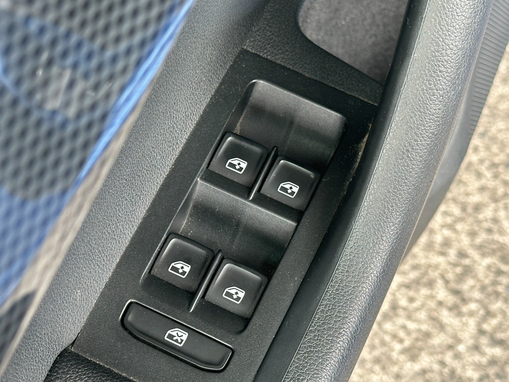 483- Škoda,Octavia Combi RS,2015,nafta,2.0 TDI RS,135kw - 17