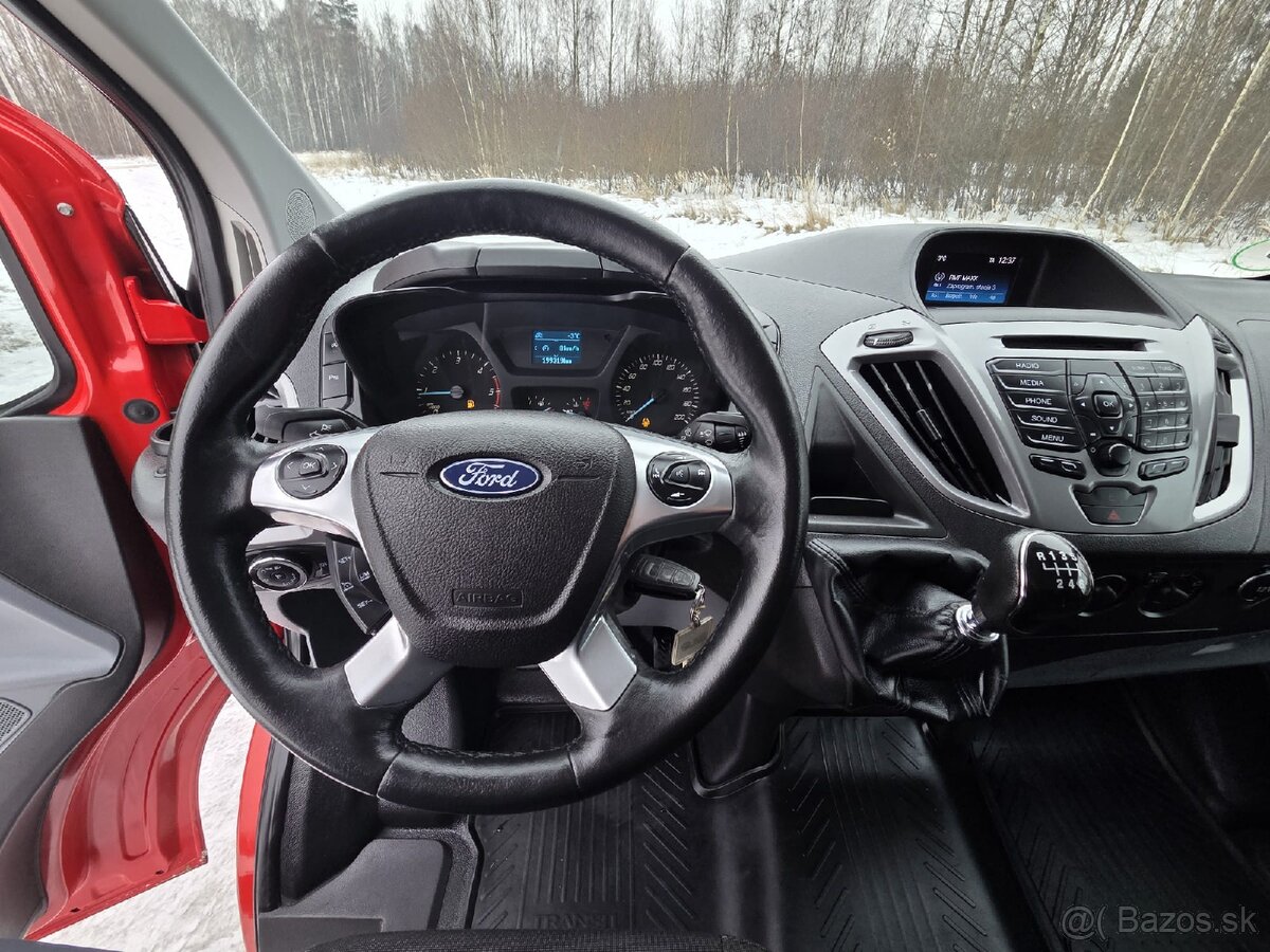 Predám dodávku Ford Transit Custom L2 H1 - 17