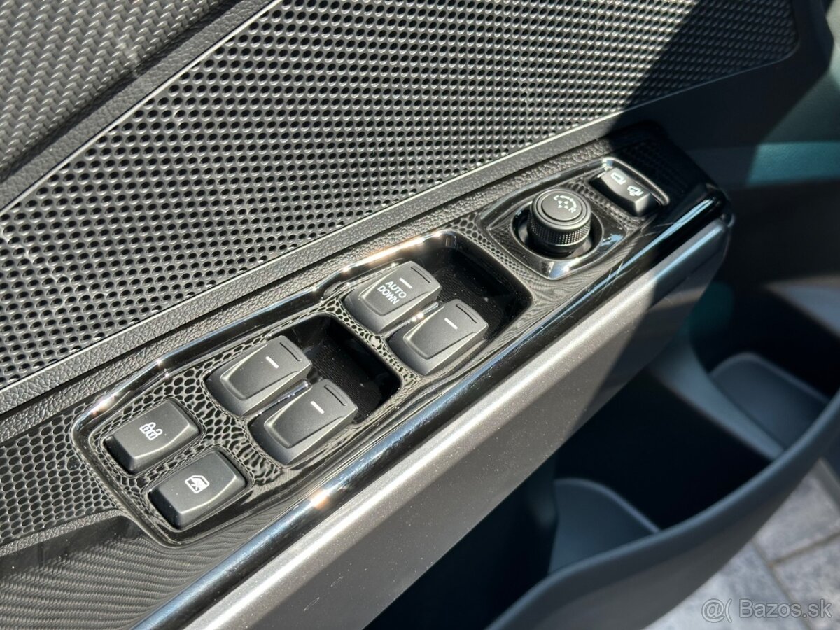 KGM (Ssangyong) Tivoli Style, LED, Tech paket - 17