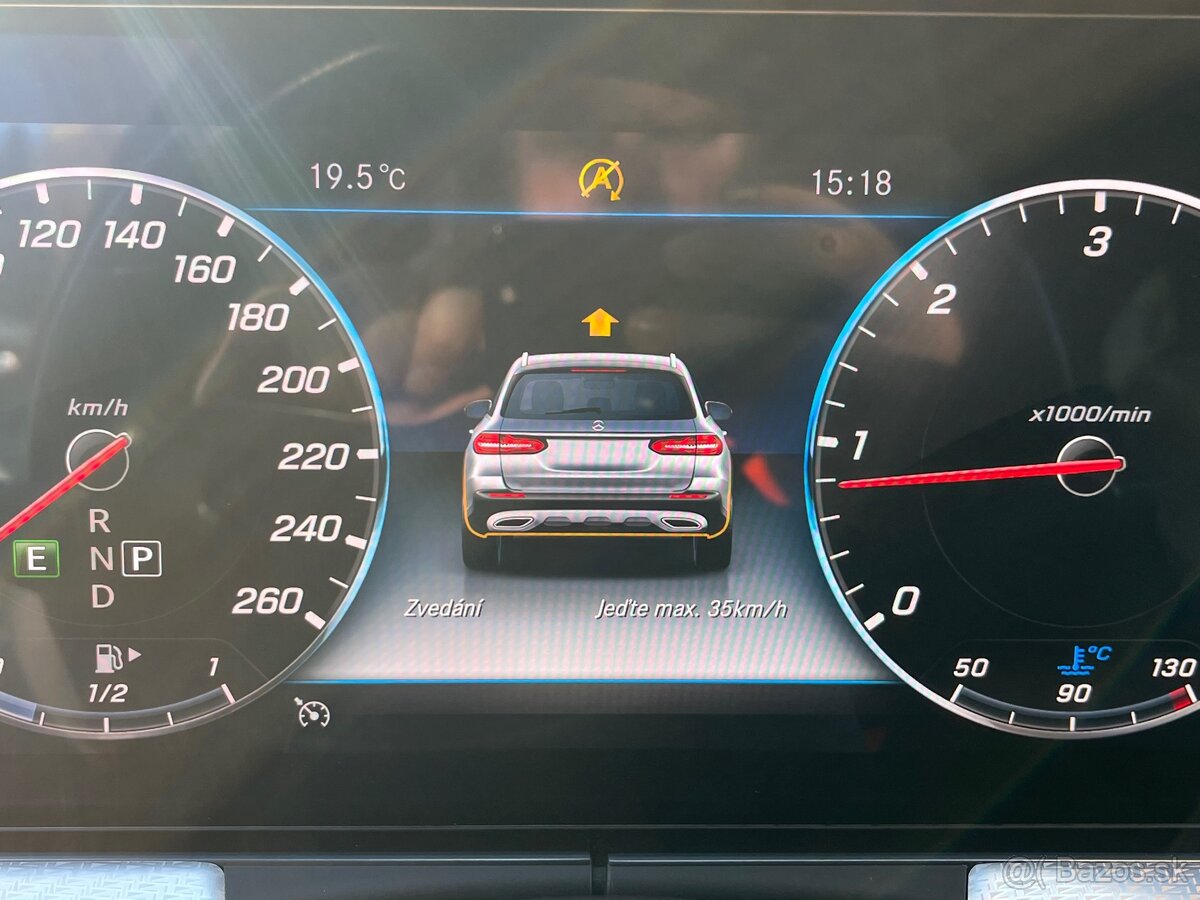 Mercedes Benz E220d All Terrain 4matic 11/2019 Historia MB - 17