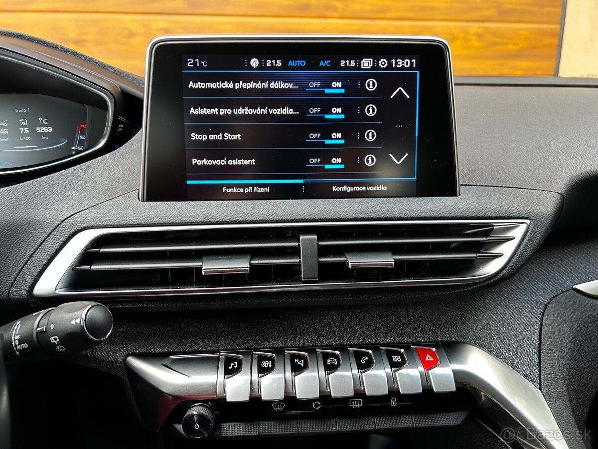 Peugeot 3008 1.2 PureTech Allure EAT8 - 17