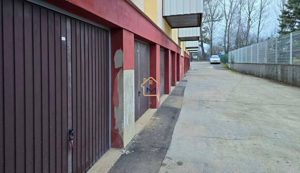 TEHLOVÝ ZARIADENÝ 2 IZBOVÝ BYT + GARÁŽ, ZLATÝ POTOK - 17