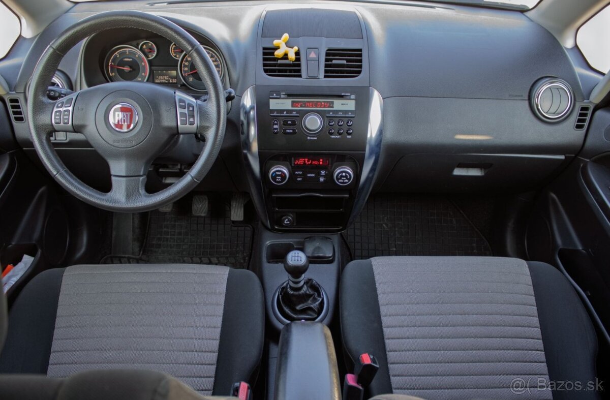 Fiat Sedici 2.0 Multijet 4x4 2011 99Kw - 17