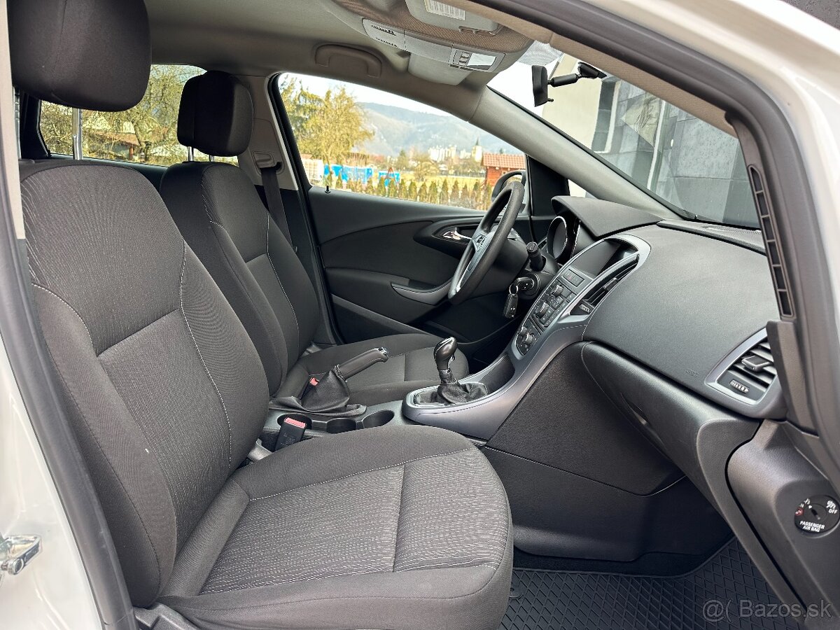 Opel Astra 1.6i - 17
