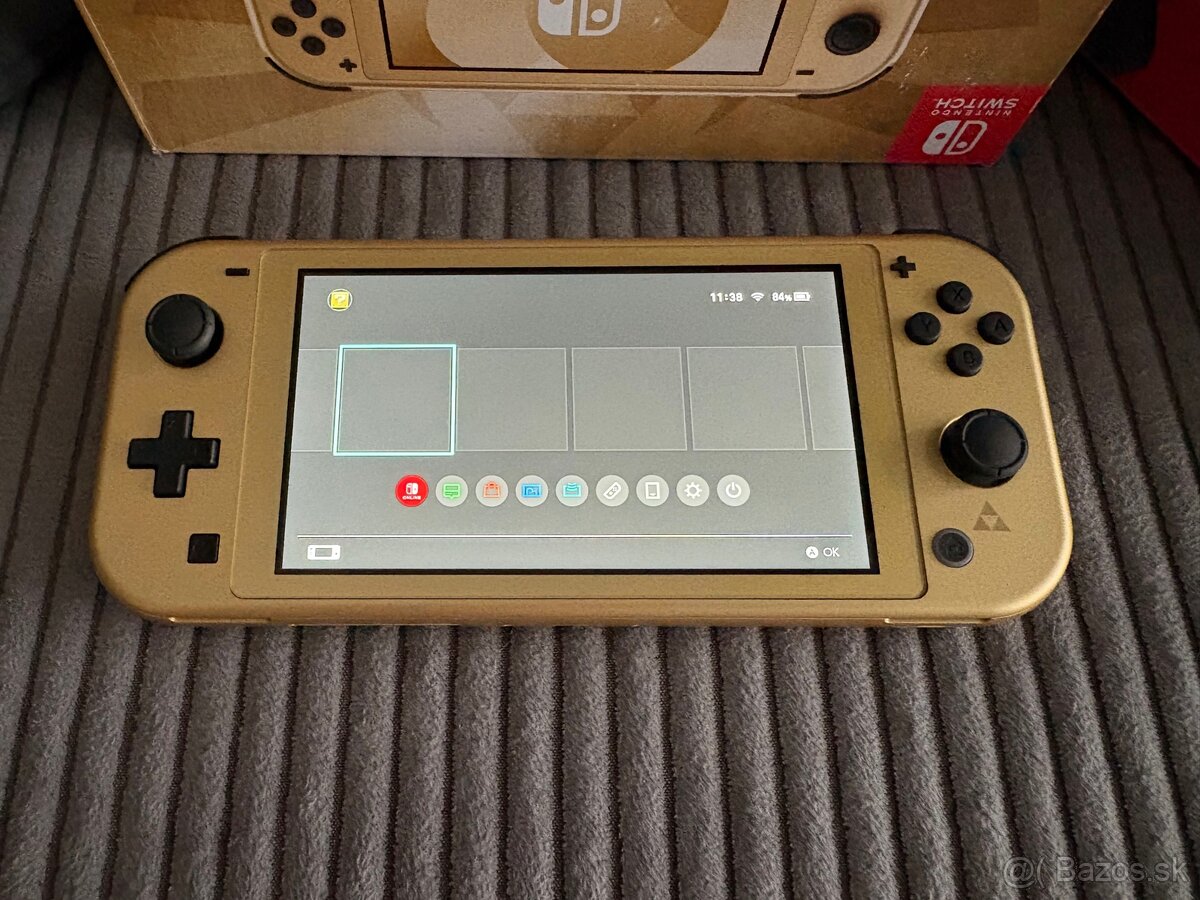 Nintendo Switch Lite Hyrule Edition + Magnetický kryt - 17