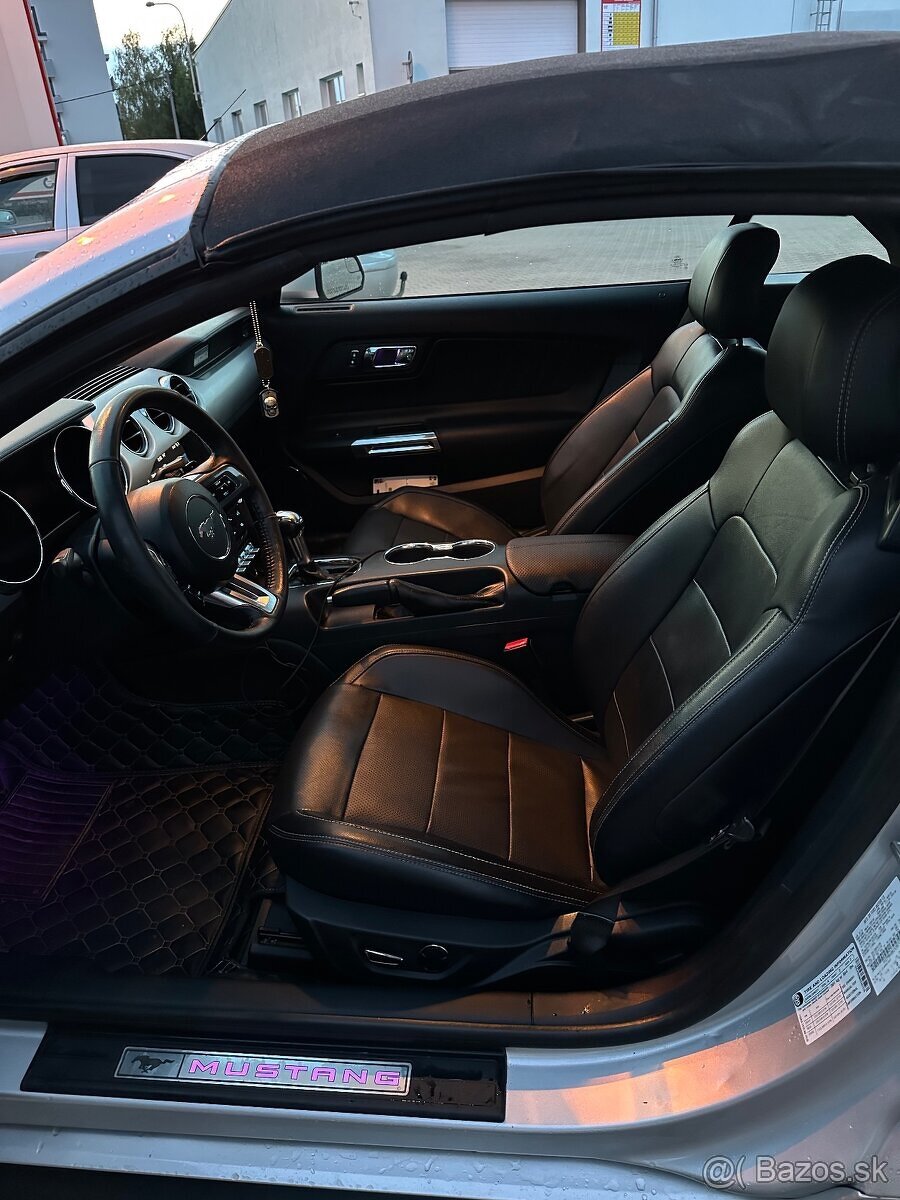 Ford Mustang cabrio 2.3 Ecoboost Automat,Kamera,Nové pneu - 17
