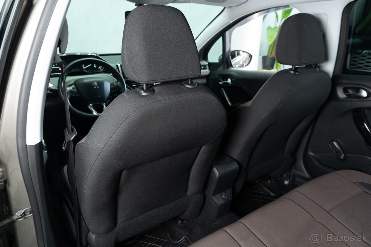 Peugeot 2008 1.2 60kW, manuál, 2013 - 17