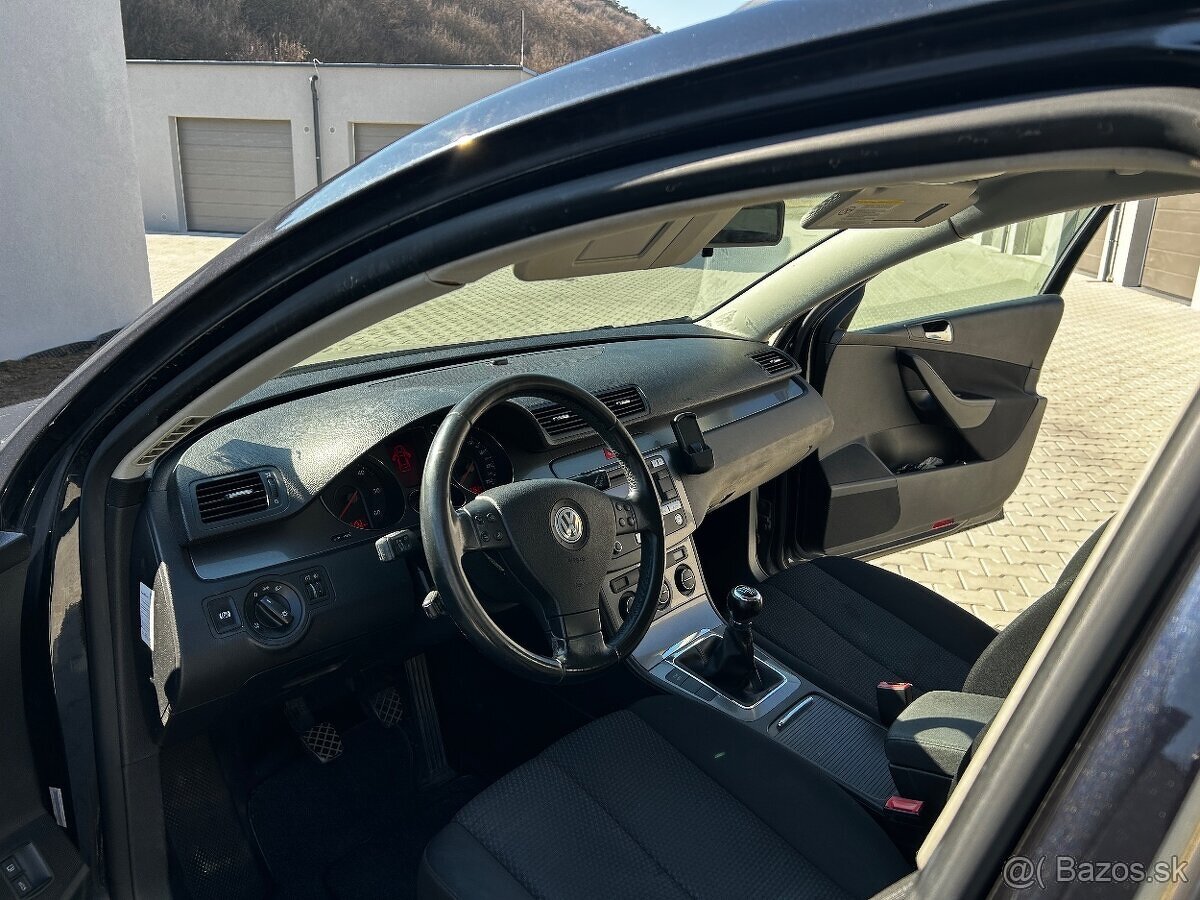 Volkswagen Passat B6 1.9TDI 77kw Bluemotion - 17