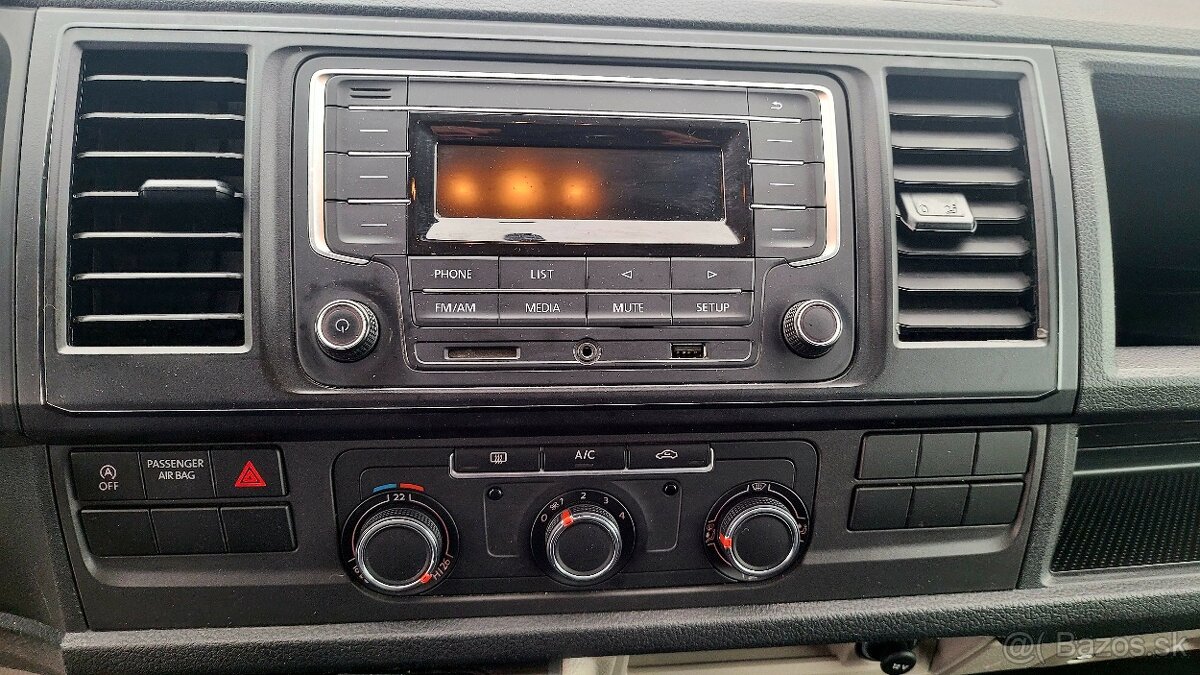 Volkswagen T6 Transporter 2,0 TDI CR-75 kw Long - 17