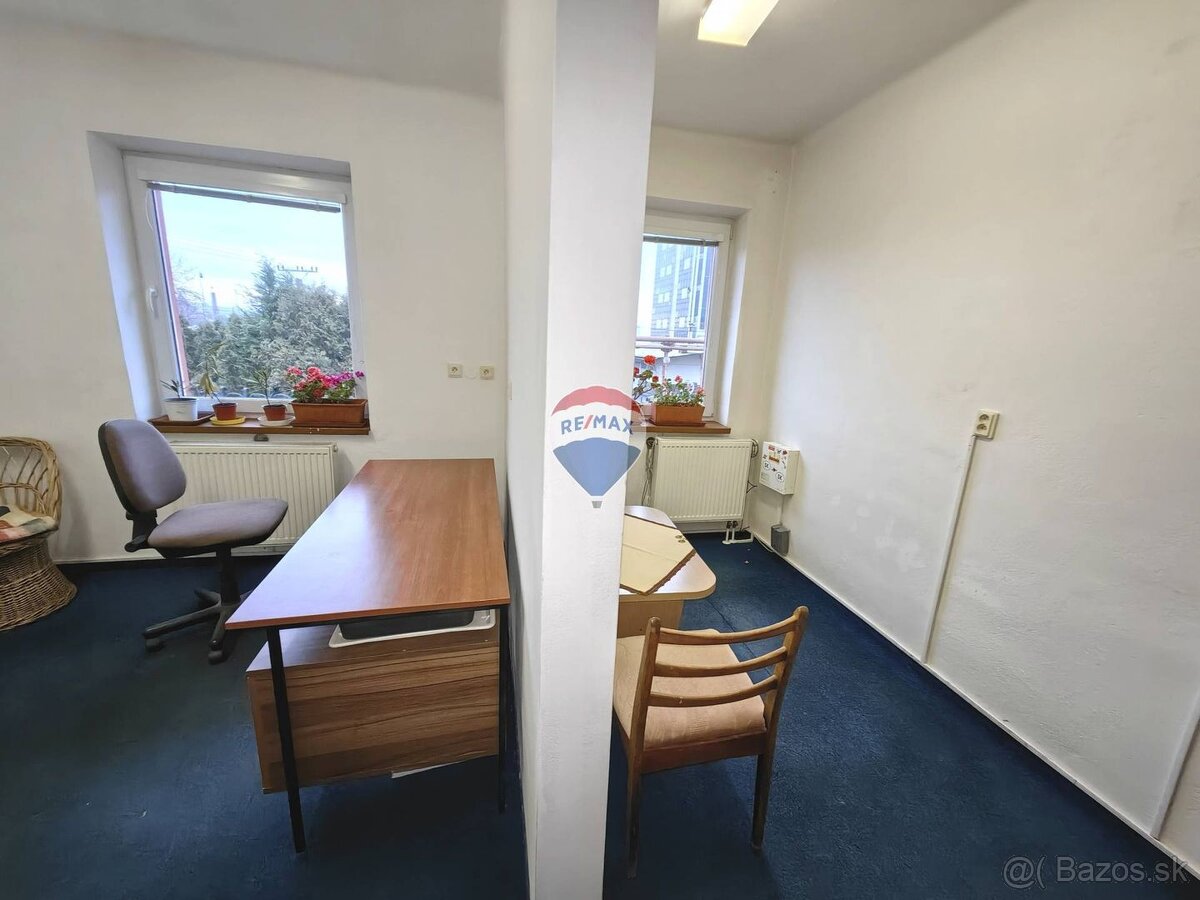 Polyfunkčný objekt, dom, podnikanie, 565m2, ul. Budovateľská - 17