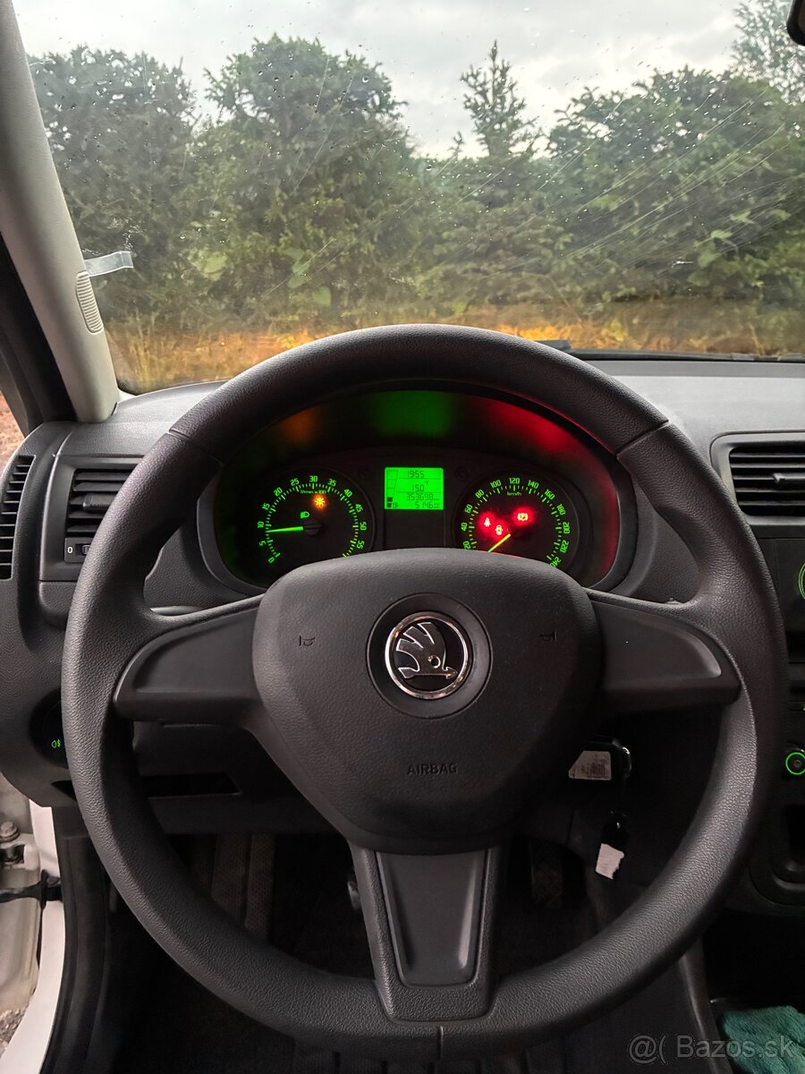 Škoda Fabia 2 - 17