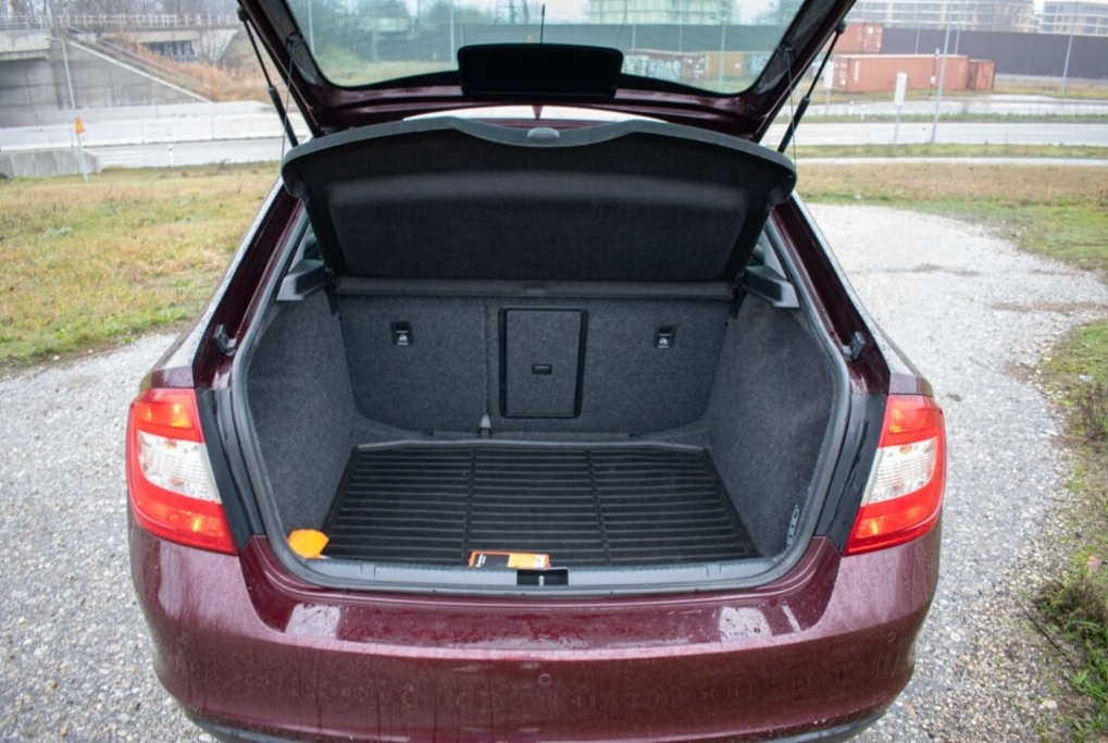 Škoda Rapid 1.2 TSI 77kw M6 - 17