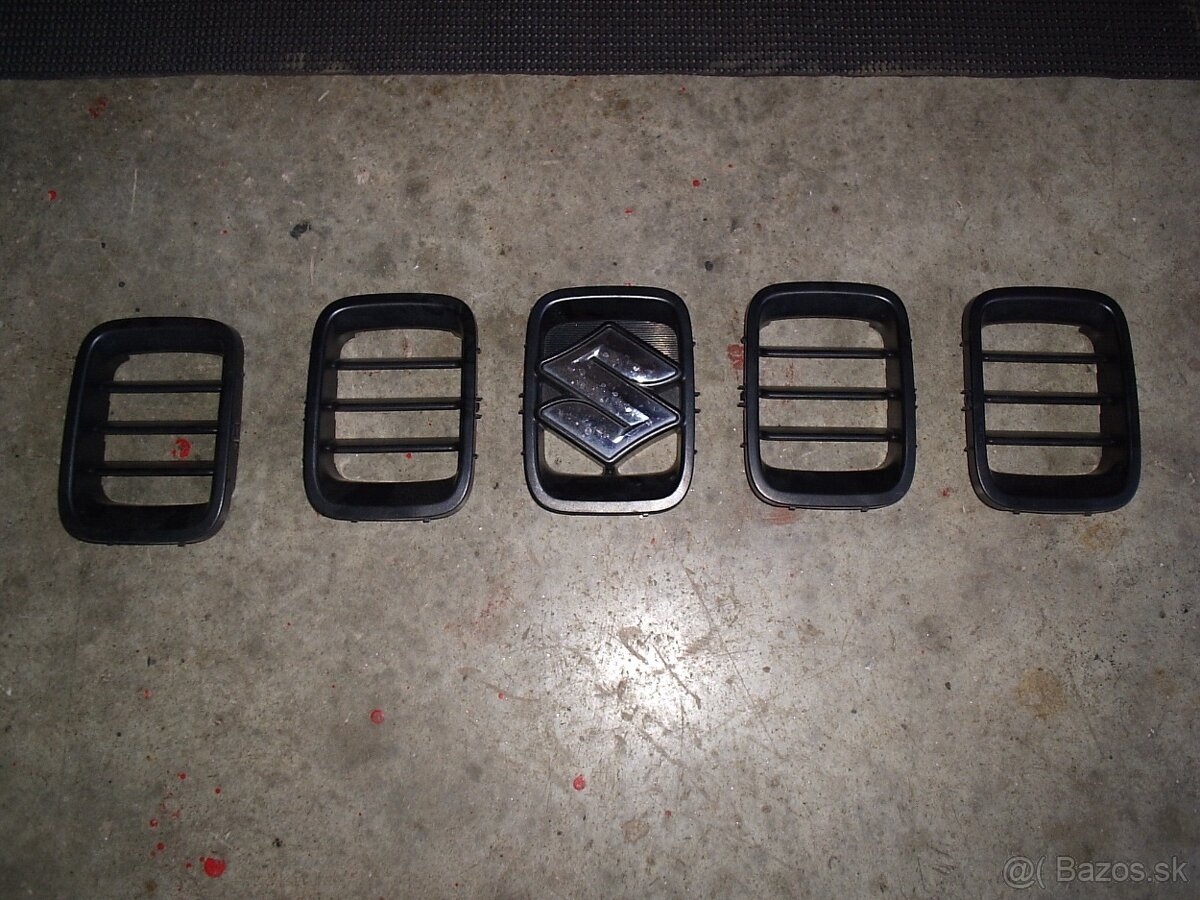 Suzuki Jimny plasty interiéru - 17