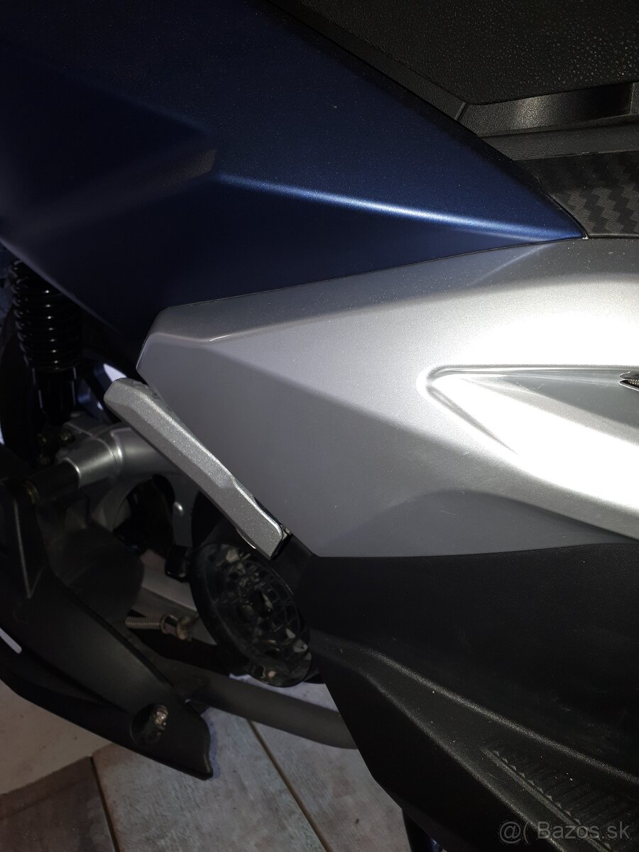 Predám skuter Longjia Easymax 125 - 17