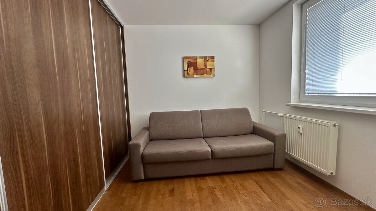Na predaj: štýlový 4-izbový v Prievidzi – Sídlisko Sever - 17