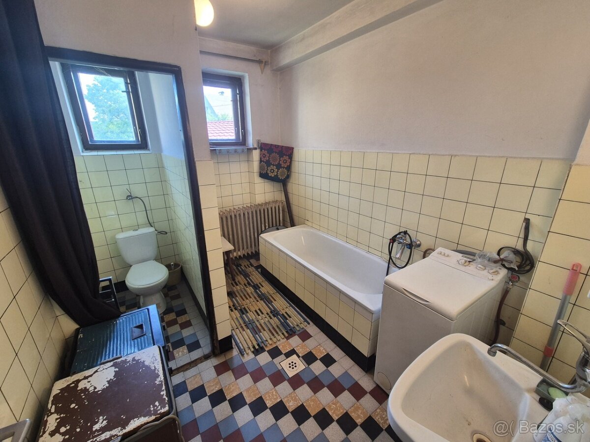 Rodinný dom s vizualizáciou / 1028 m2 / - Púchov - 17