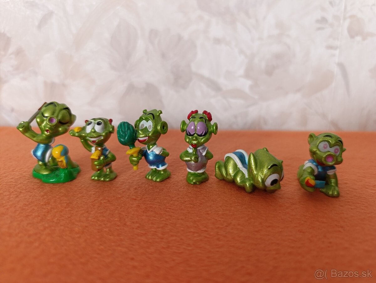 KInder figúrky - 17