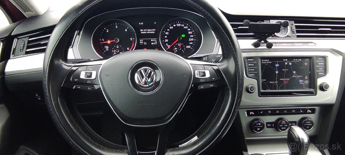 Volkswagen Passat Variant Comfortline 2.0 TDI DSG 4MOTION - 17