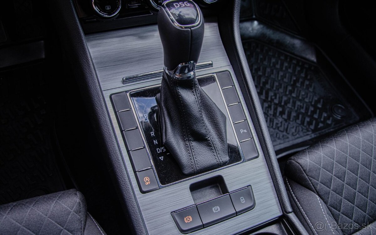 Škoda Superb 2.0 TDI SCR DSG - 17