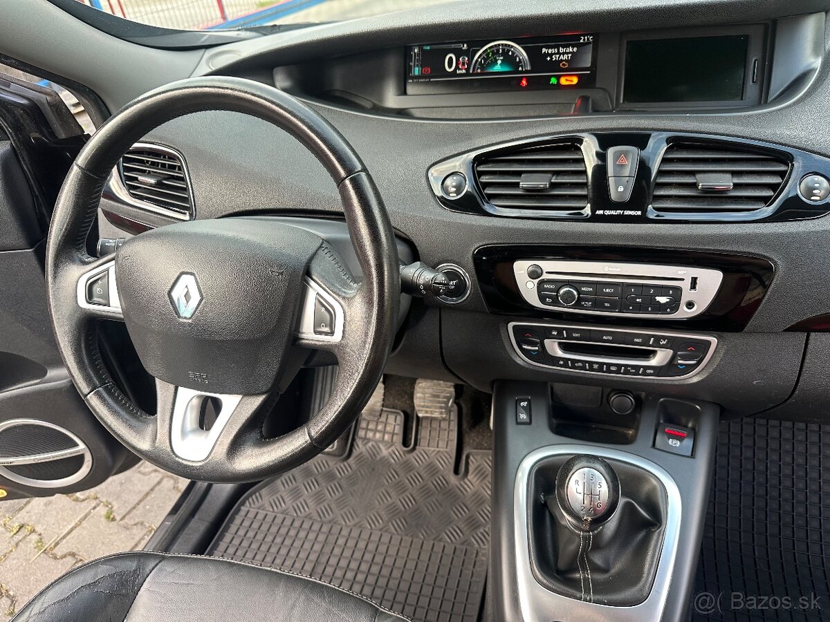 Renault Mégane Scénic 1,5 Dci 7 miest - 17