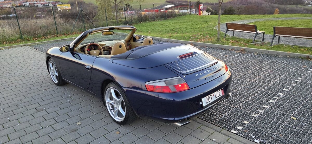 Porsche 911 Carrera Cabrio 3.6 - 17