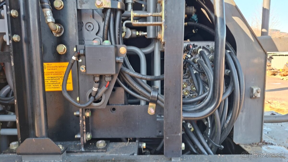 HITACHI ZX 140W - 3 - 17
